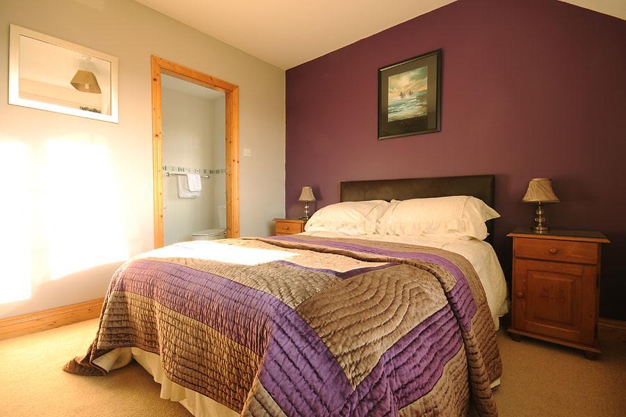 Sneem River Lodge Bed & Breakfast Стая снимка